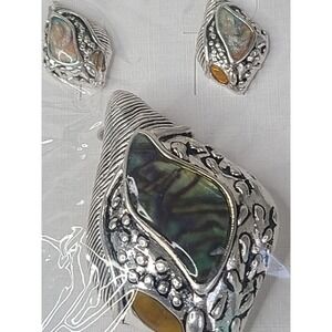 Icon Collection Silvertone Abalone Shell Brooch/Pendant & Earrings Set